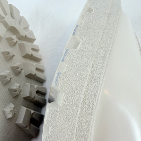 Steve Madden Makira Chain Loafer Cream Gold size 8.5 - Picture 9 of 13